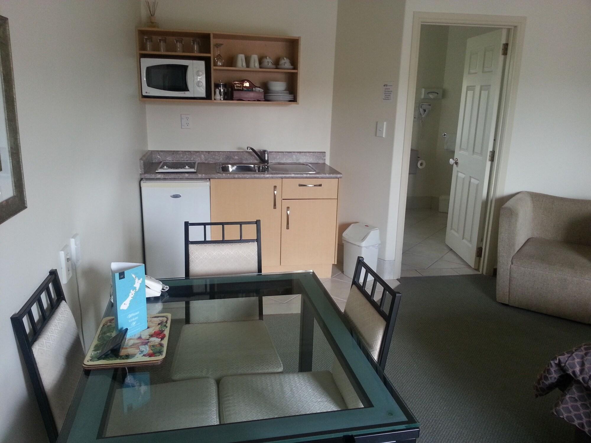 Stay 280 & Stay 284 Rotorua - Refurbished Modern Accommodation Buitenkant foto