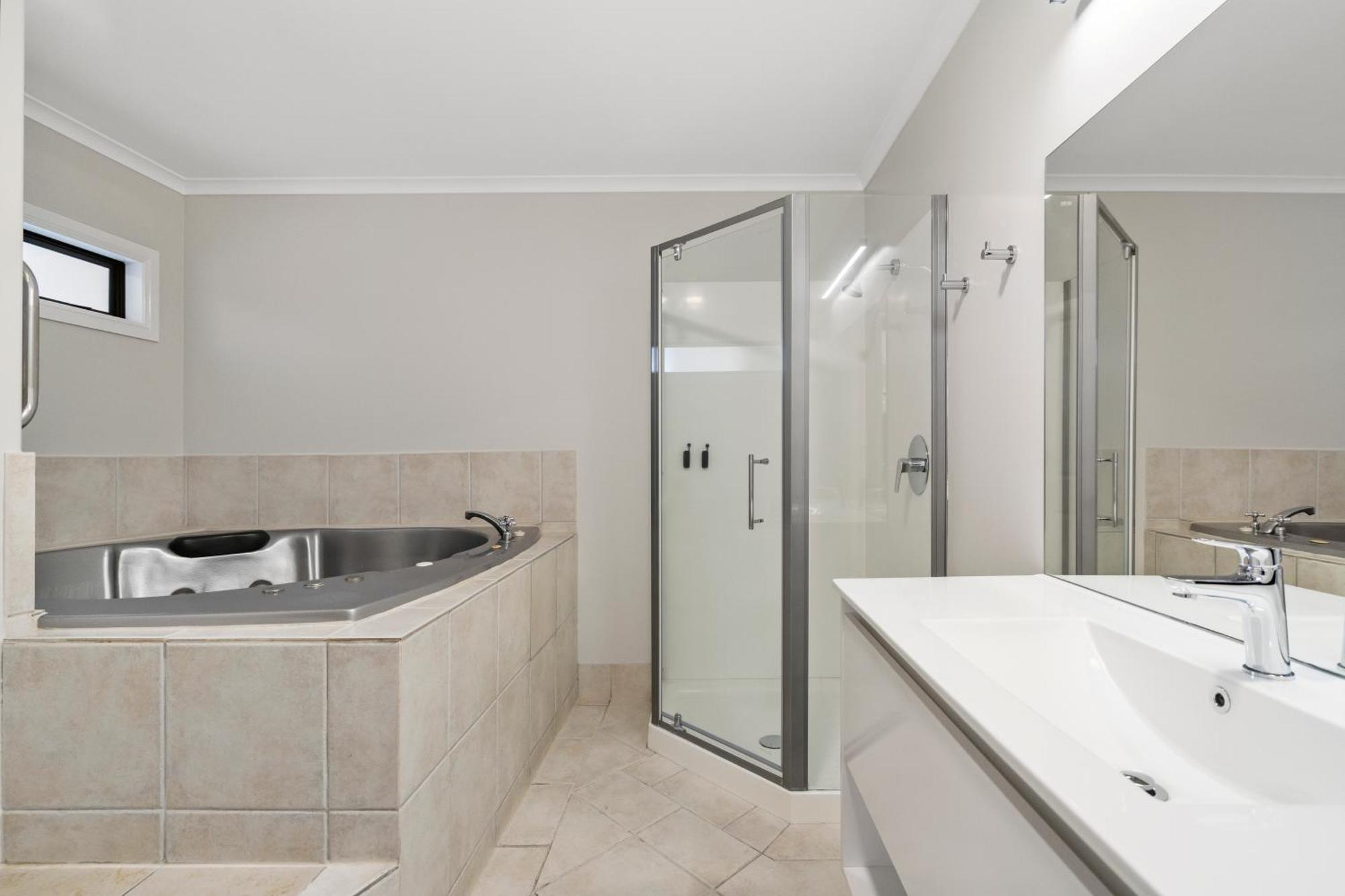 Stay 280 & Stay 284 Rotorua - Refurbished Modern Accommodation Kamer foto