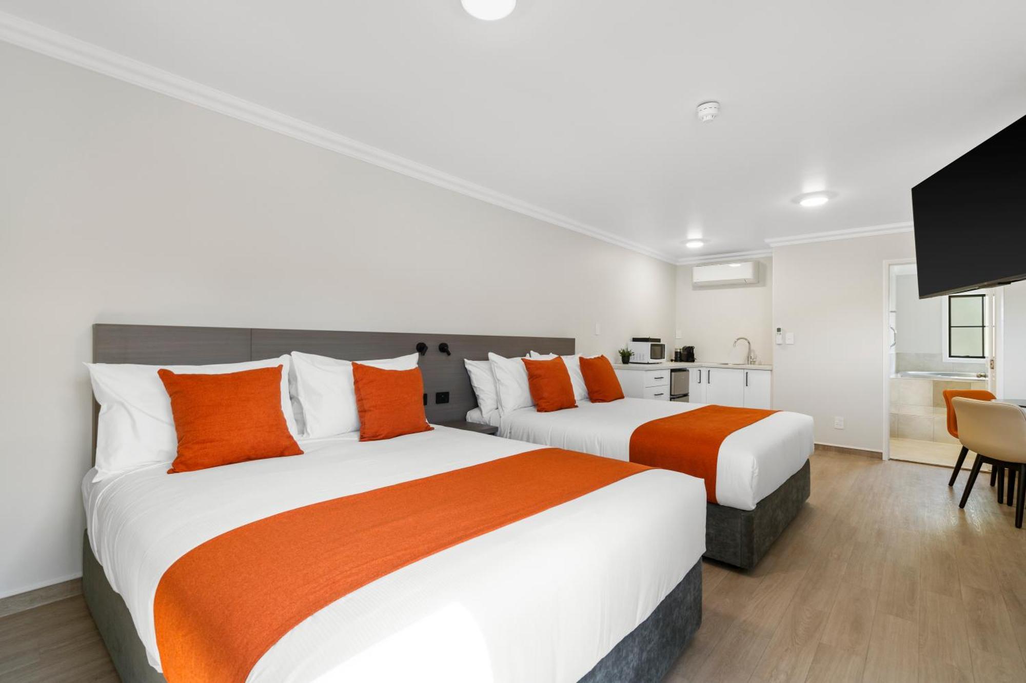 Stay 280 & Stay 284 Rotorua - Refurbished Modern Accommodation Buitenkant foto