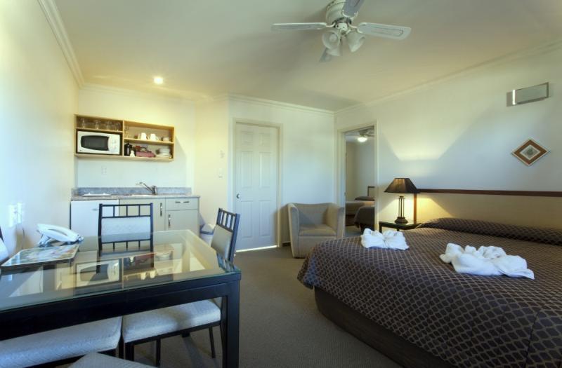 Stay 280 & Stay 284 Rotorua - Refurbished Modern Accommodation Buitenkant foto