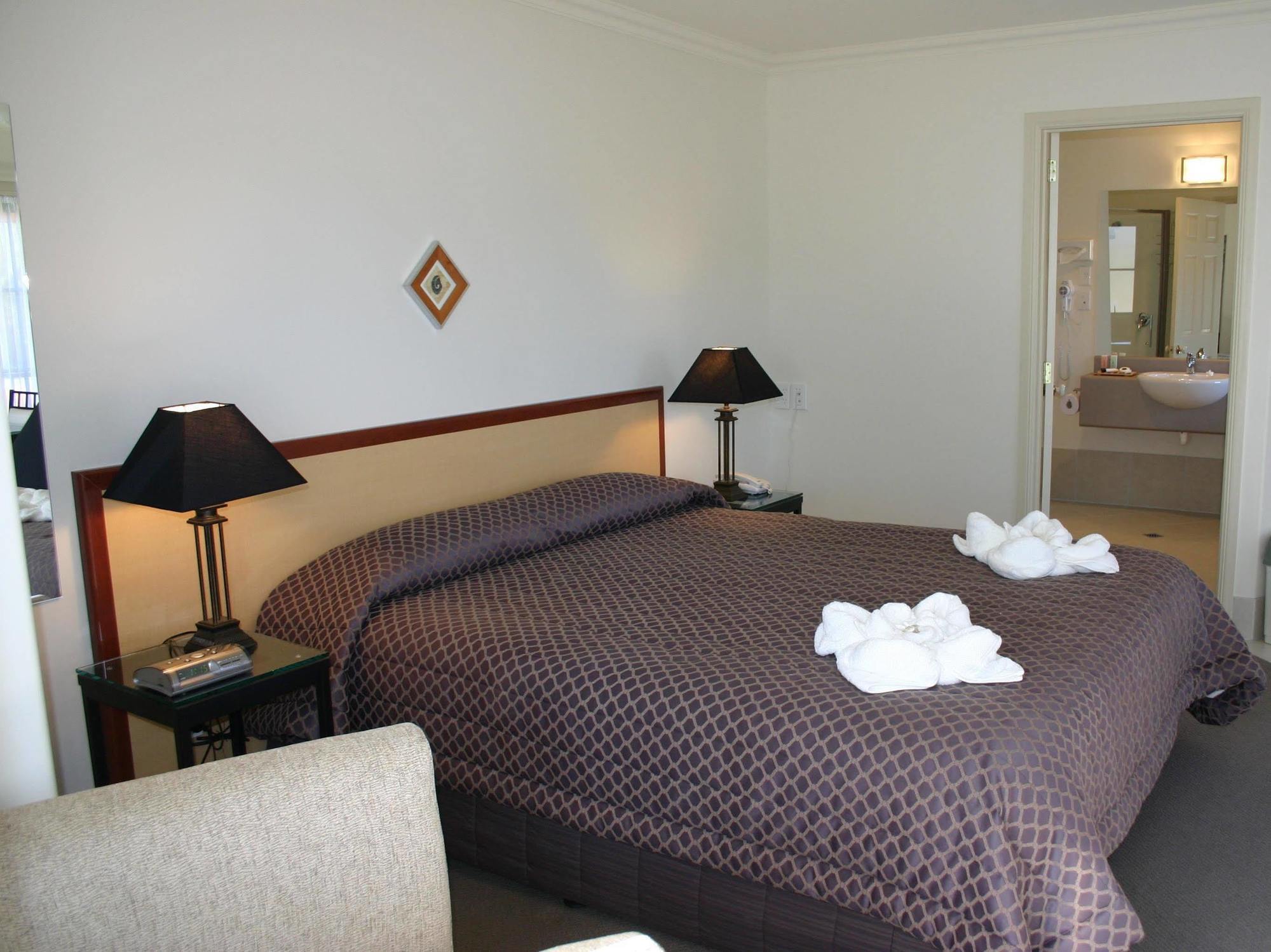 Stay 280 & Stay 284 Rotorua - Refurbished Modern Accommodation Buitenkant foto