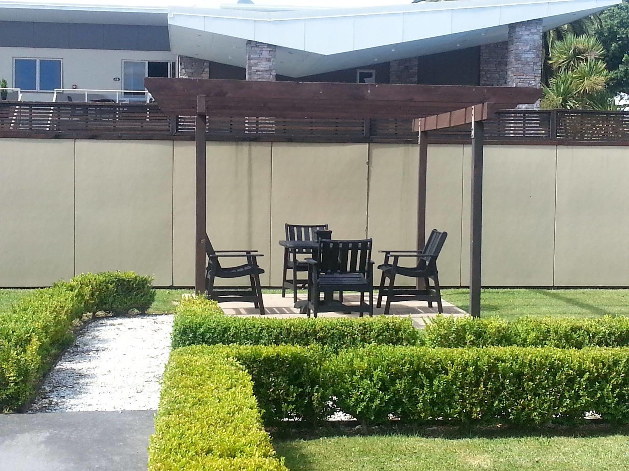 Stay 280 & Stay 284 Rotorua - Refurbished Modern Accommodation Buitenkant foto